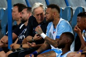 巴媒：内马尔威胁要从国家队退役，而巴西足协仍将聘请热苏斯