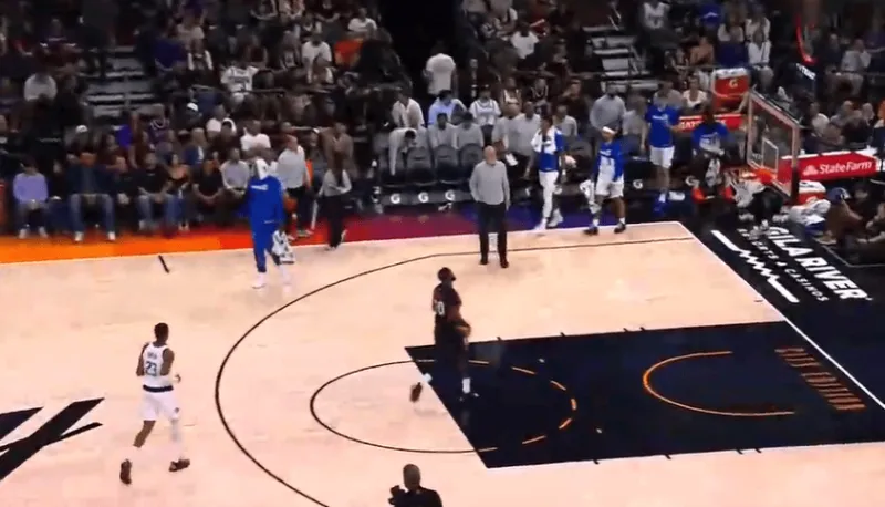 华体会入口-太阳首节33-29领先独行侠，奥尼尔11分&amp;amp;杰伦-格林返回更衣室