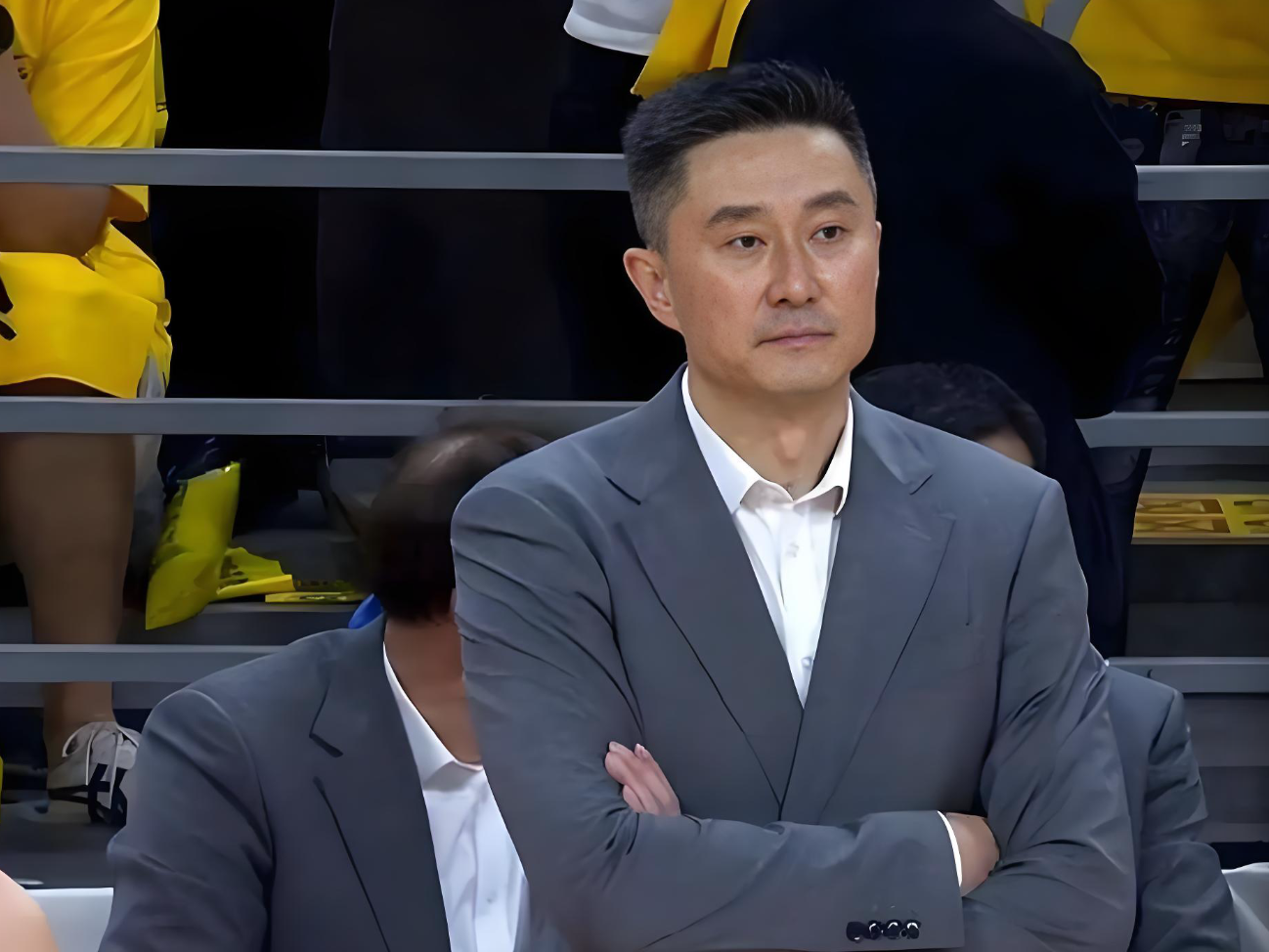 华体会平台-遗憾！杜锋太迷恋1人，导致广东队满盘皆输